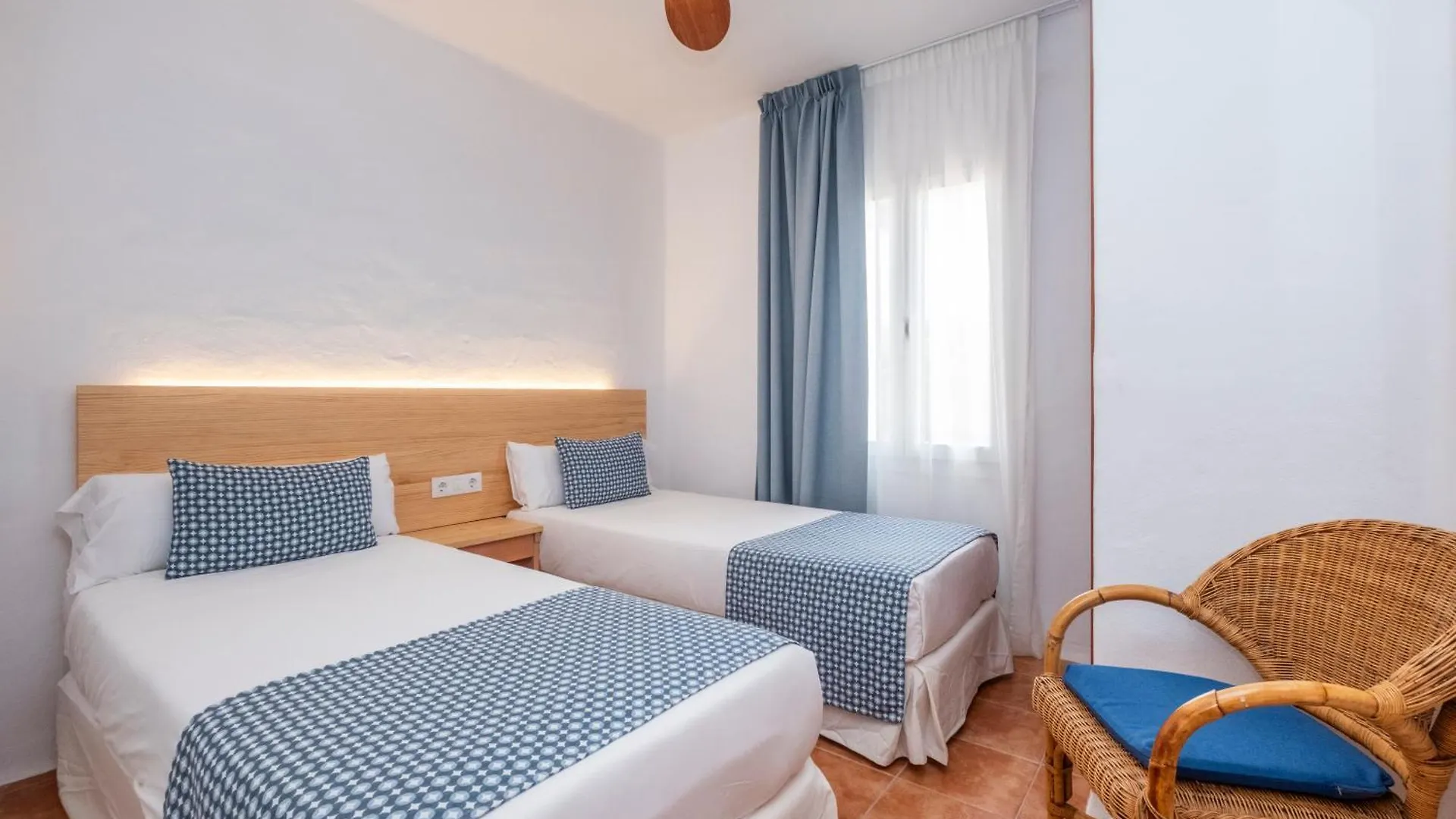 Comitas Tramontana Park Aparthotel Fornells   Fornells (Menorca)