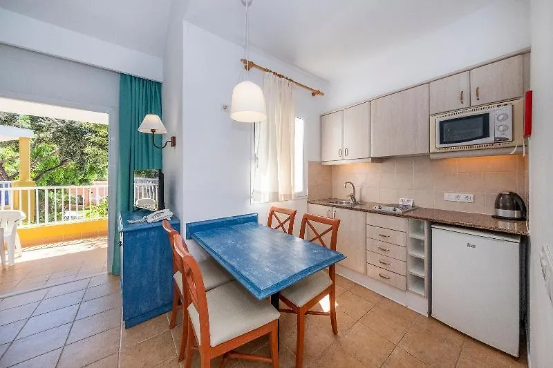 Comitas Tramontana Park Aparthotel Fornells